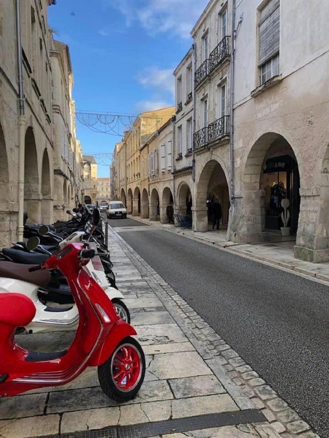 Terra Studio Cosy Et Calme Proche Du Centre Avec Parking Tv Et Wifi Apartamento La Rochelle  Exterior foto